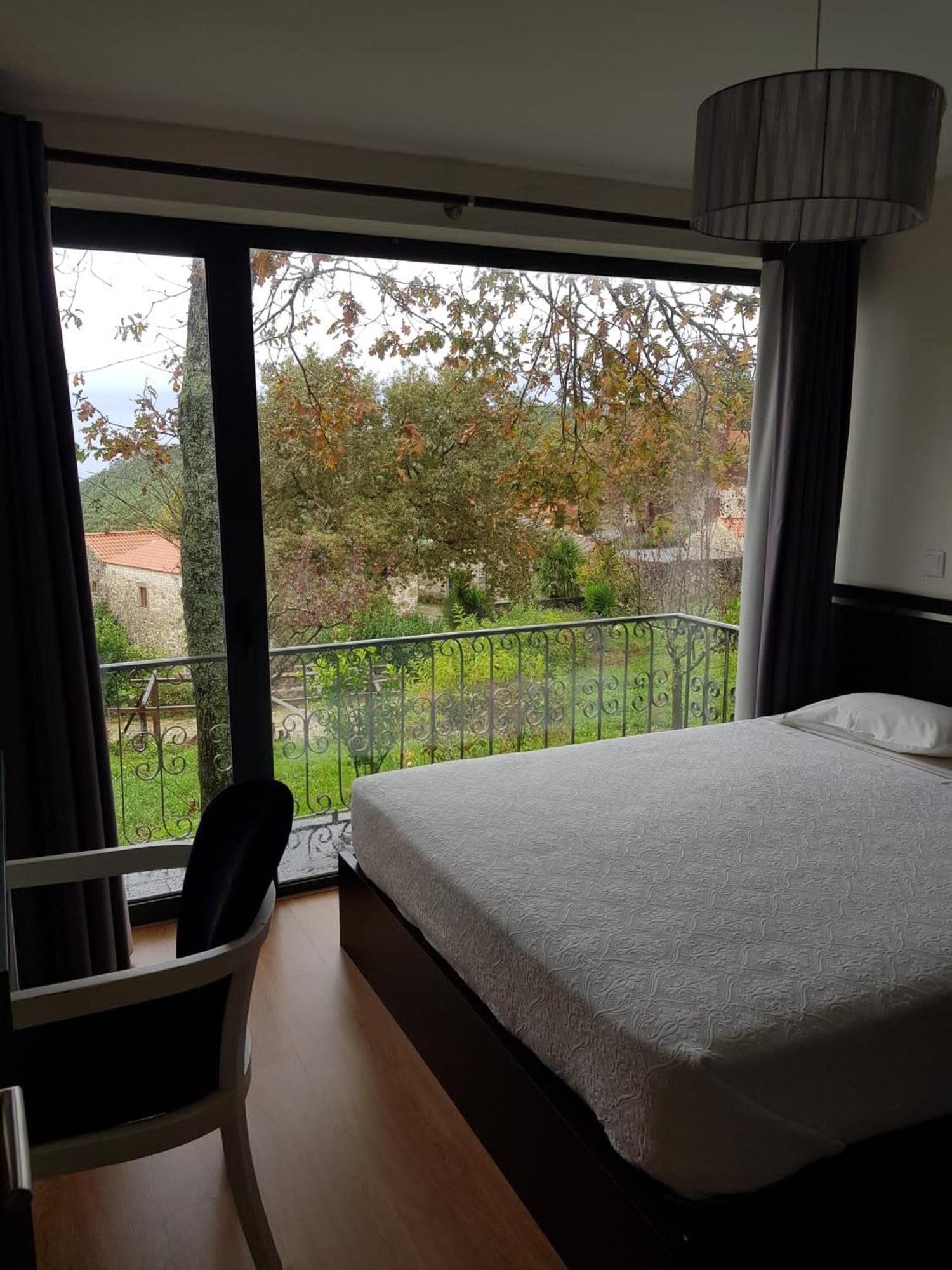 Trebid'Ouro Villa Vale de Cambra Kamer foto